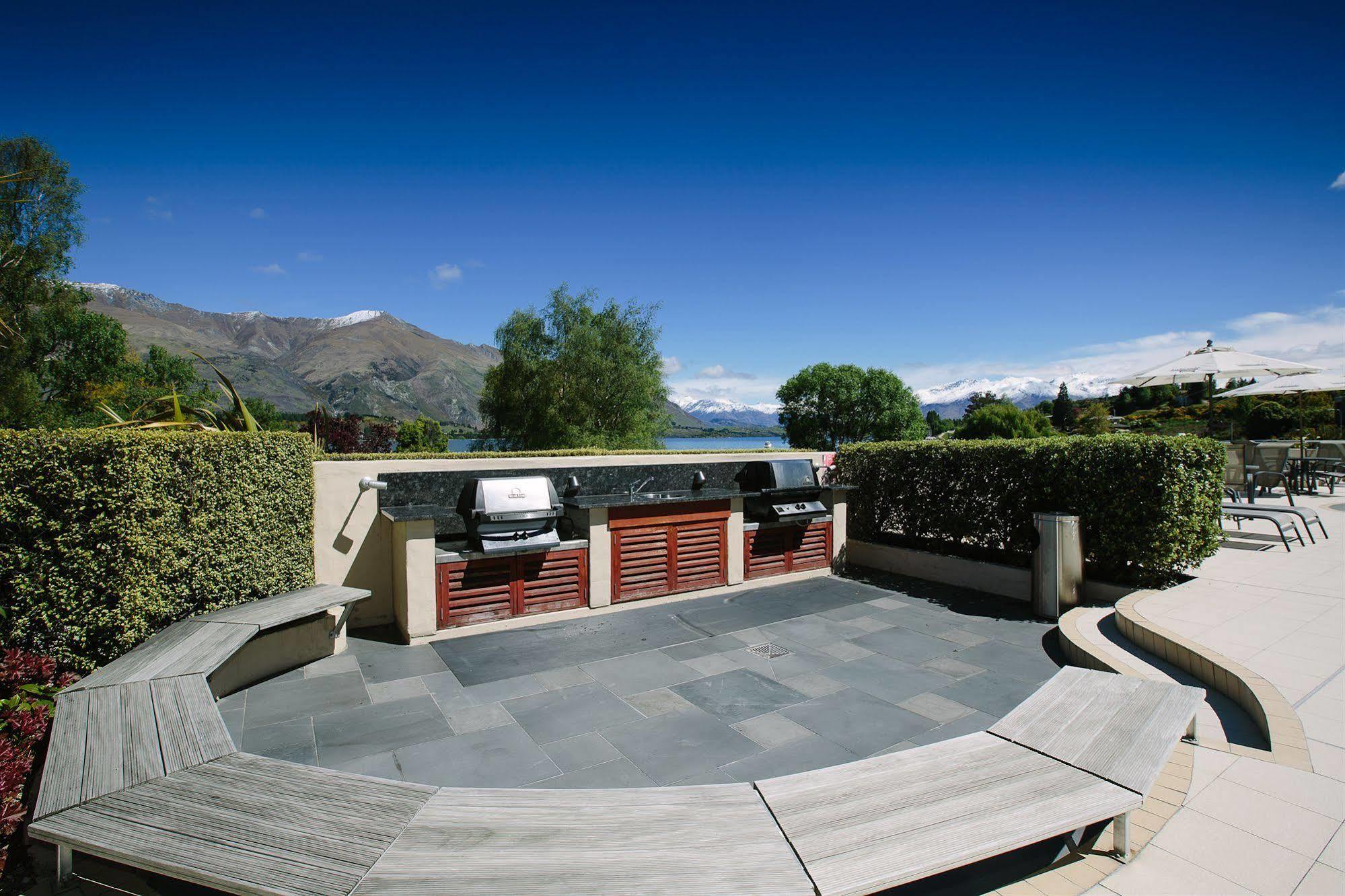 Lakeside Apartments Wanaka Exterior foto